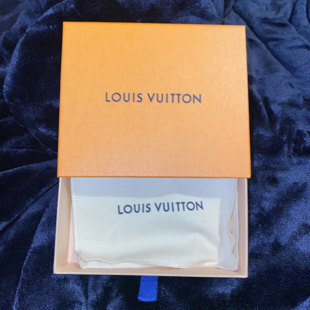 Louis Vuitton Packaging - Wallet box and dust bag